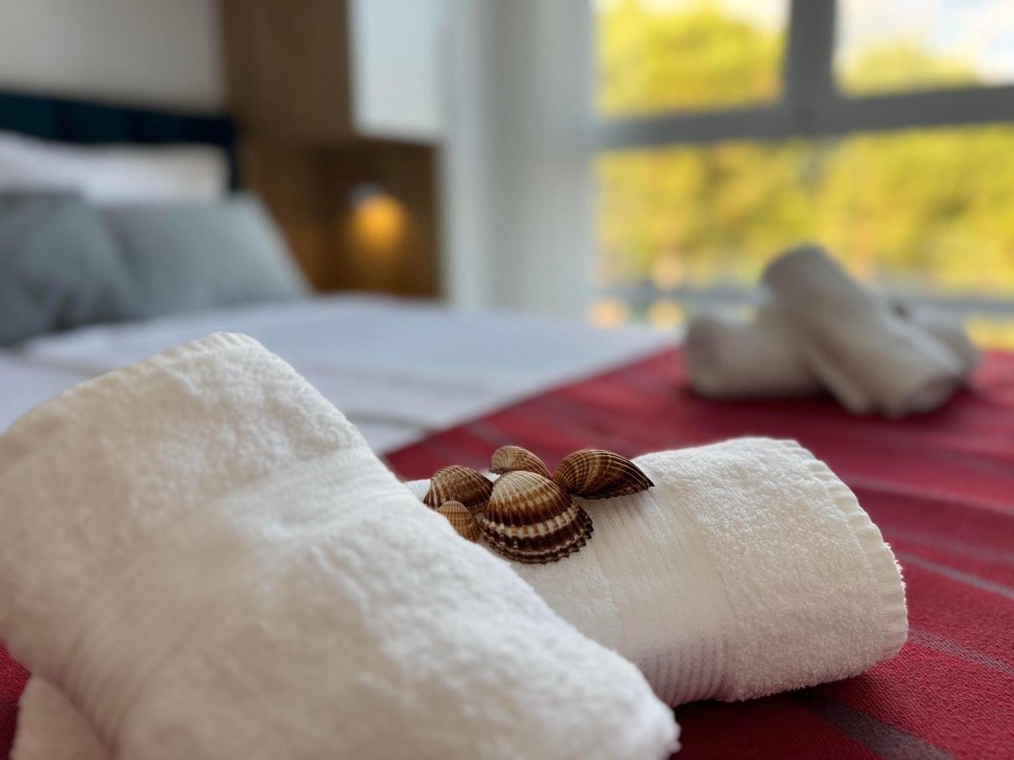 M&E Premium Apartments - San Pietro ドゥラス エクステリア 写真