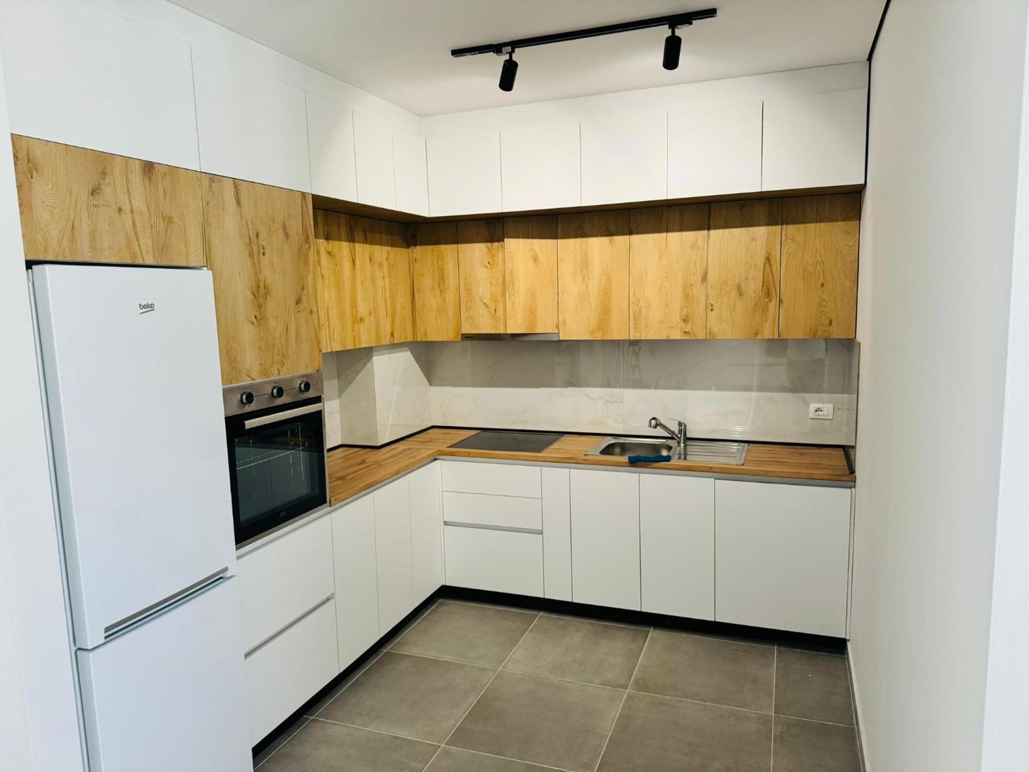 M&E Premium Apartments - San Pietro ドゥラス エクステリア 写真