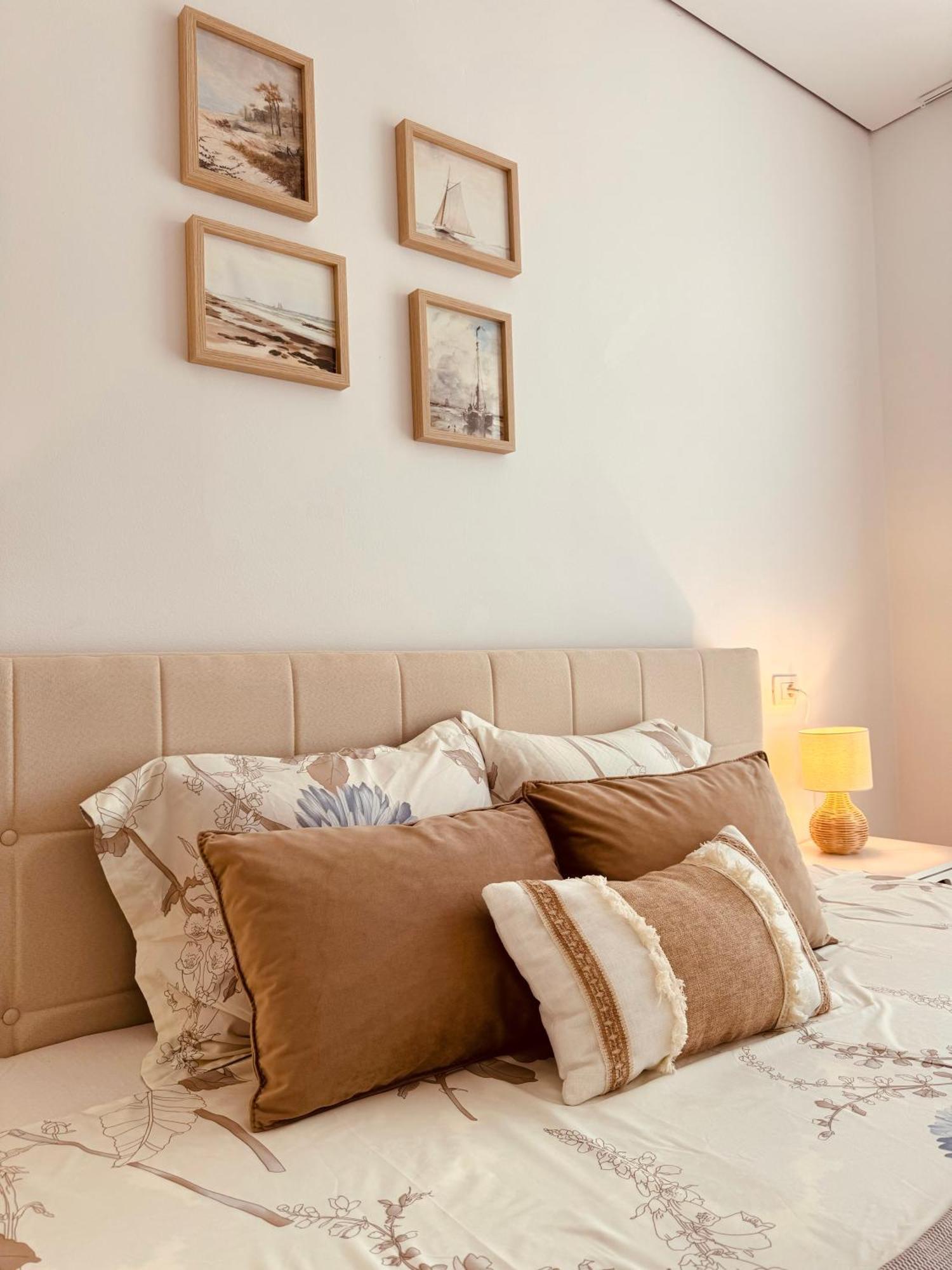 M&E Premium Apartments - San Pietro ドゥラス エクステリア 写真