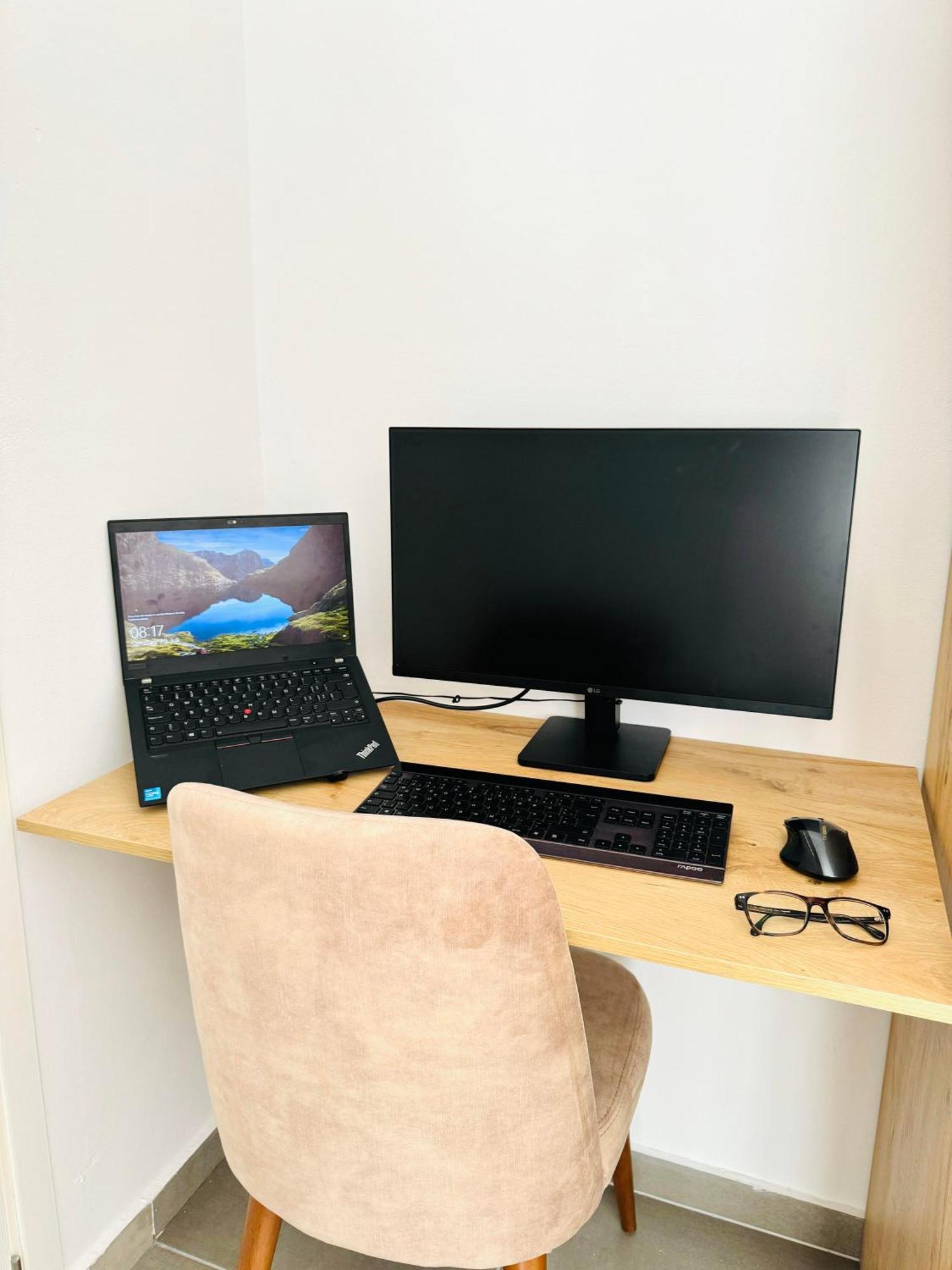M&E Premium Apartments - San Pietro ドゥラス エクステリア 写真